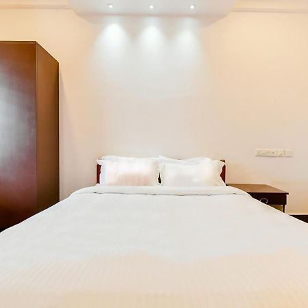 Spot On 39480 Vattekad Tourist Home Kakkanad Exterior photo